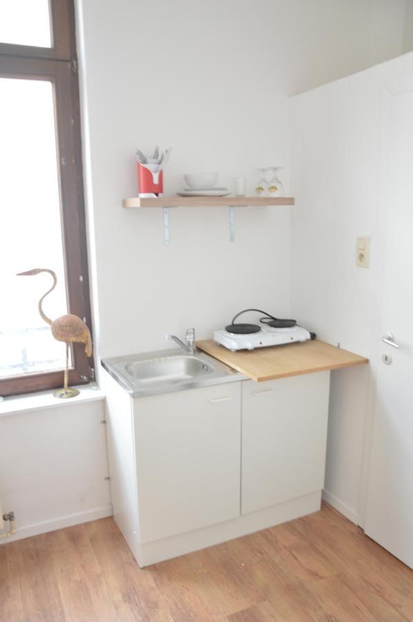 Awesome Studio In Marolles Apartman Brüsszel Kültér fotó